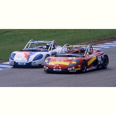 Kamera: D:\Daten\Bilder\Motorsport\Formel02.jpg<br>
400 x 400 - 33,6 KB