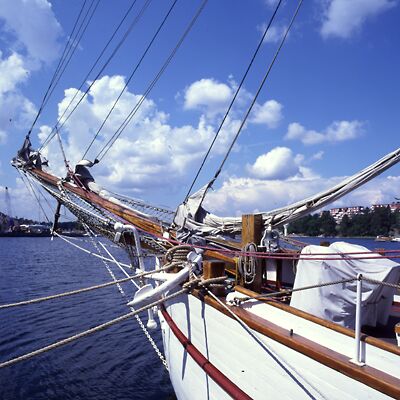 Kamera: D:\Daten\Bilder\Roh-Scan\Schweden\Web\Schiff03.jpg<br>
400 x 400 - 40,5 KB