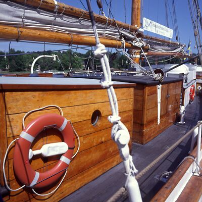 Kamera: D:\Daten\Bilder\Roh-Scan\Schweden\Web\Schiff02.jpg<br>
400 x 400 - 44,5 KB