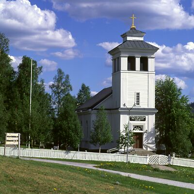 Camera: D:\Daten\Bilder\Roh-Scan\Schweden\Web\Kirche06.jpg<br>
400 x 400 - 37,5 KB